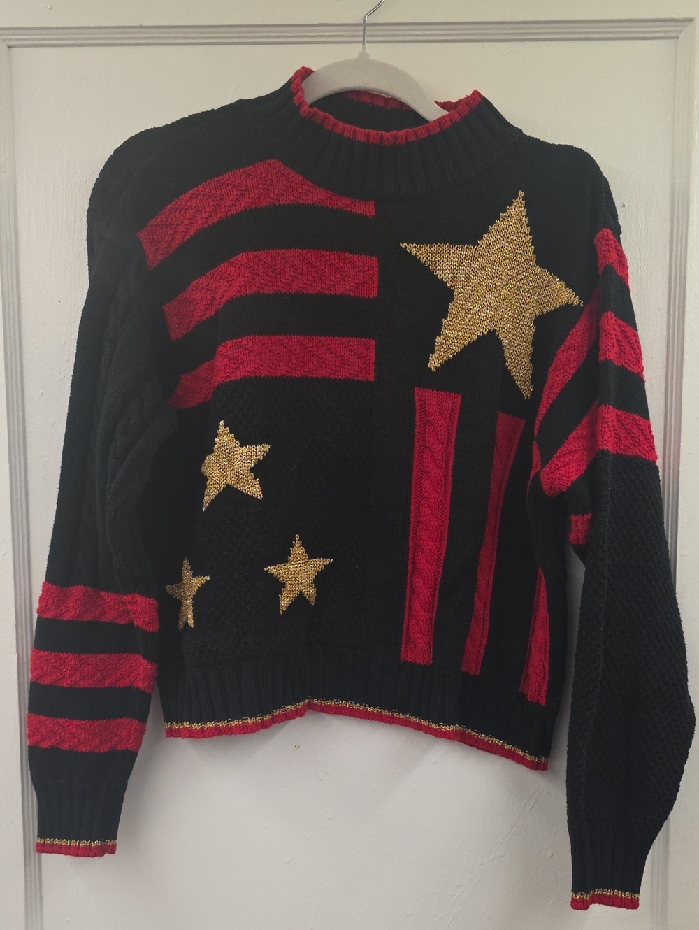 Vintage 90s LizWear Petites Star Stripe Sweater Black Red Gold PS
